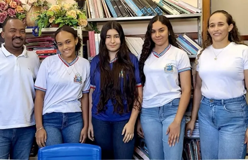 Estudantes baianas criam canudo ecológico feito com casca de ovo em Palmas de Monte Alto