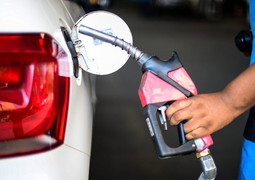 Sindicombustíveis alerta para aumento no preço da gasolina e do diesel na Bahia
