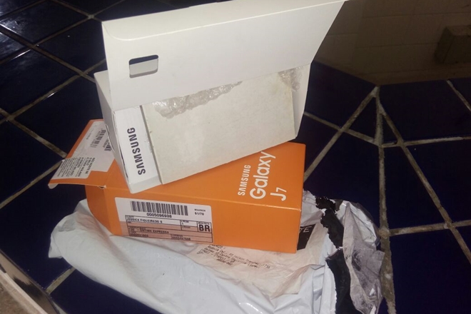 Brumado: Mulher compra celular pela internet e recebe pedaço de piso