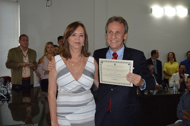 Prefeito, vice-prefeito e vereadores de Dom Basílio são diplomados