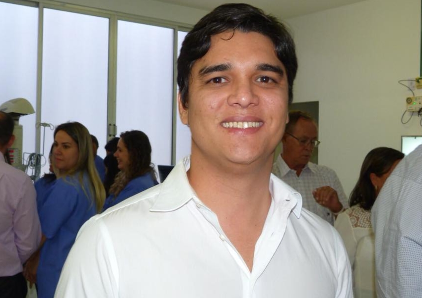 Recém-exonerado da Seagri, Vitor Bonfim deve deixar PDT e seguir para PR