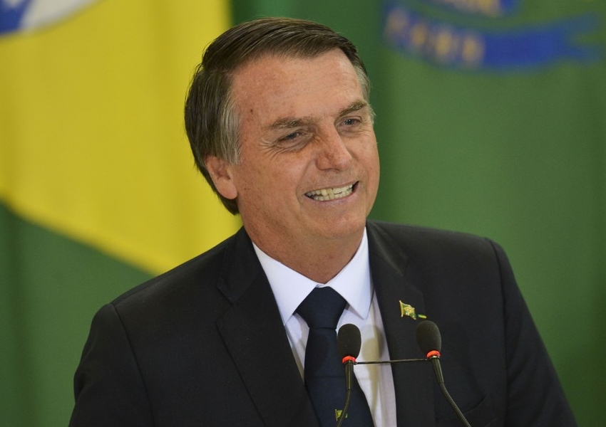 Bolsonaro defende mudanças na legislação para combater a violência