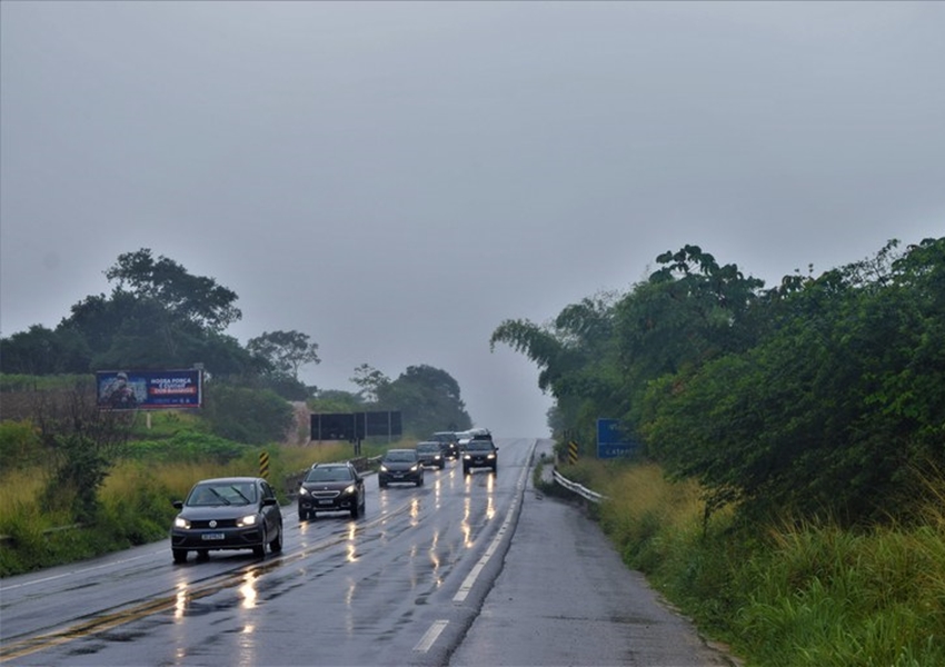 Mais de 20.000 flagrantes de ultrapassagem proibida foram registrados nas rodovias federais da Bahia no primeiro semestre de 2021