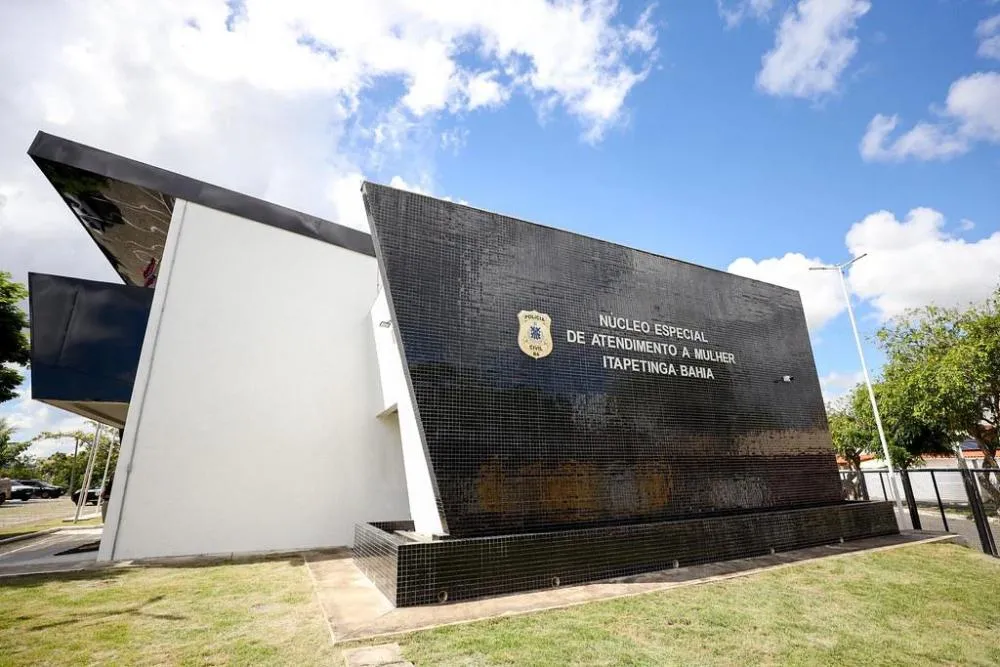 Líder religioso é preso em Itapetinga suspeito de ameaçar e perseguir ex-companheira