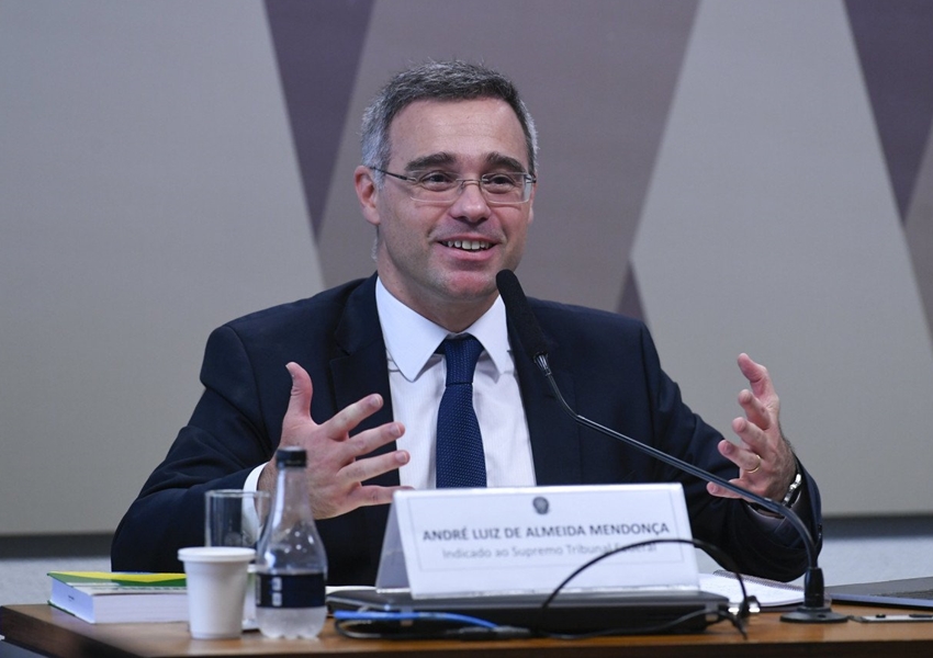 André Mendonça é aprovado pelo Senado e será ministro do STF