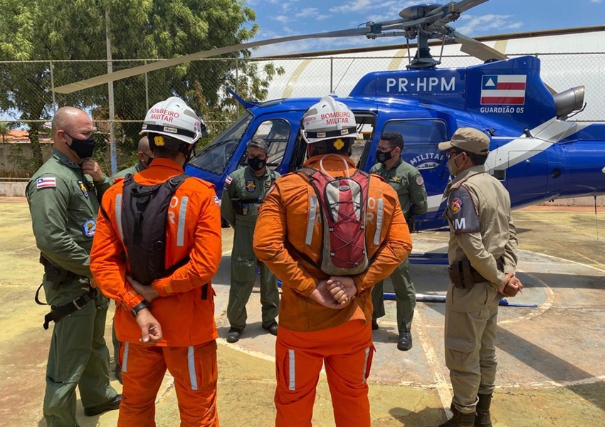 Operação de combate a incêndio florestal em Livramento, Érico Cardoso e Rio de Contas recebe apoio do GRAER