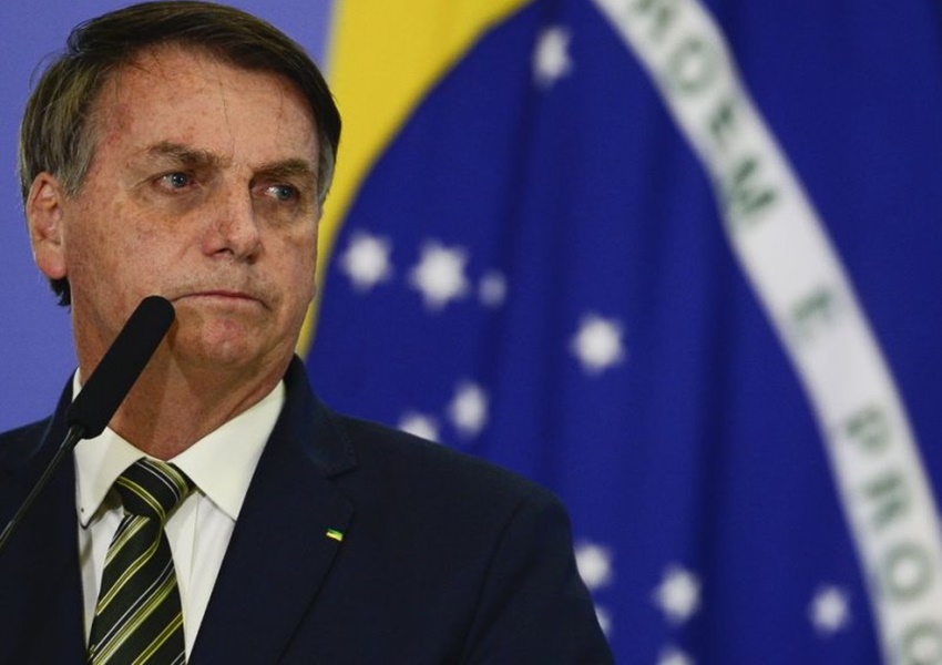 Bolsonaro diz que País 'vai para frente' com preço do combustível normalizado