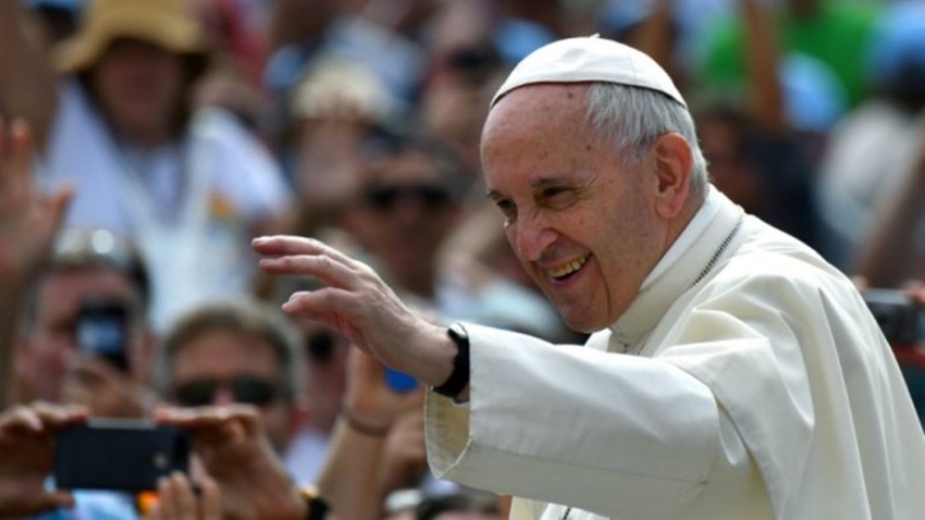 Papa Francisco manda mensagem em português para devotos de Nossa Senhora Aparecida