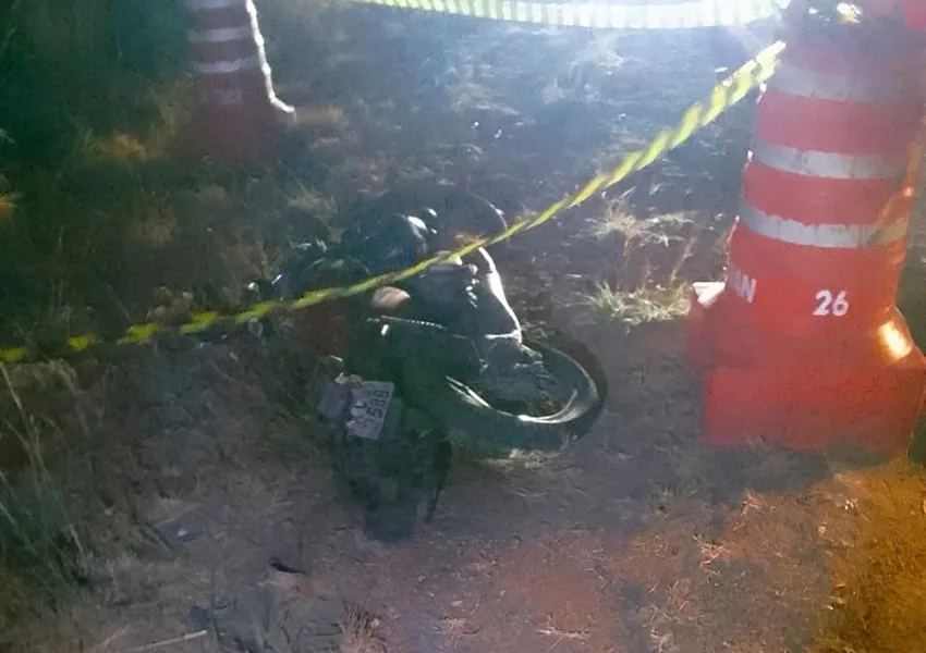 Colisão entre caminhonete e motocicleta deixa um morto em Guanambi