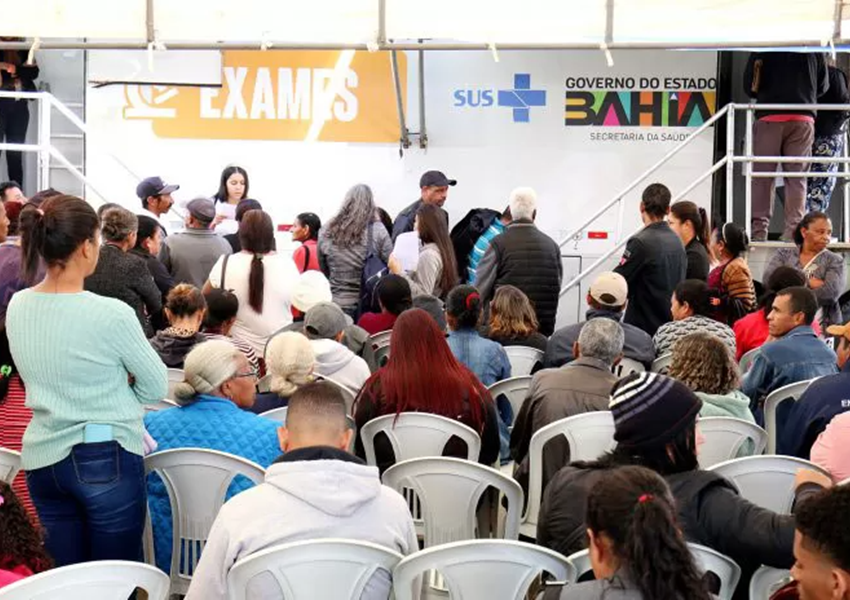 Feira Saúde Mais perto leva serviços ao município de Macaúbas