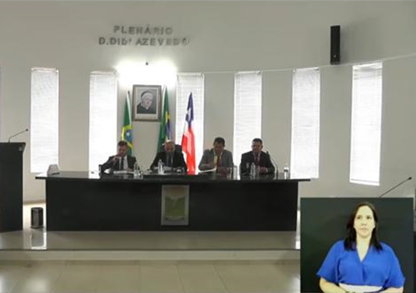 Dia Nacional da Libras é comemorado em 24 de abril e Câmara de Vereadores de Livramento celebra com inclusão de intérprete nas sessões ordinárias da Casa