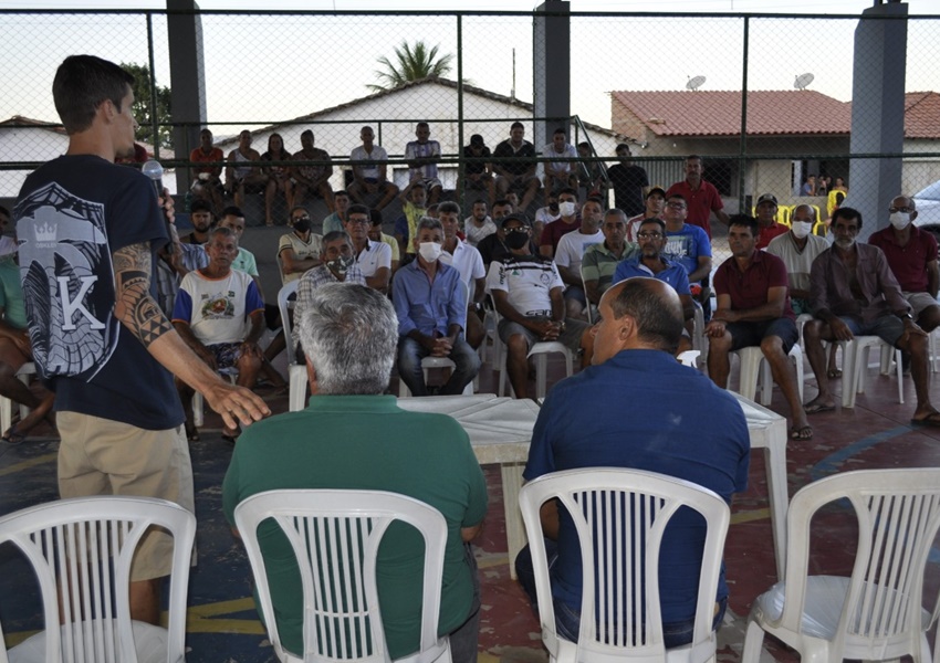 Livramento: comunidade de Monte Oliveira recebe Deputado Federal Bacelar