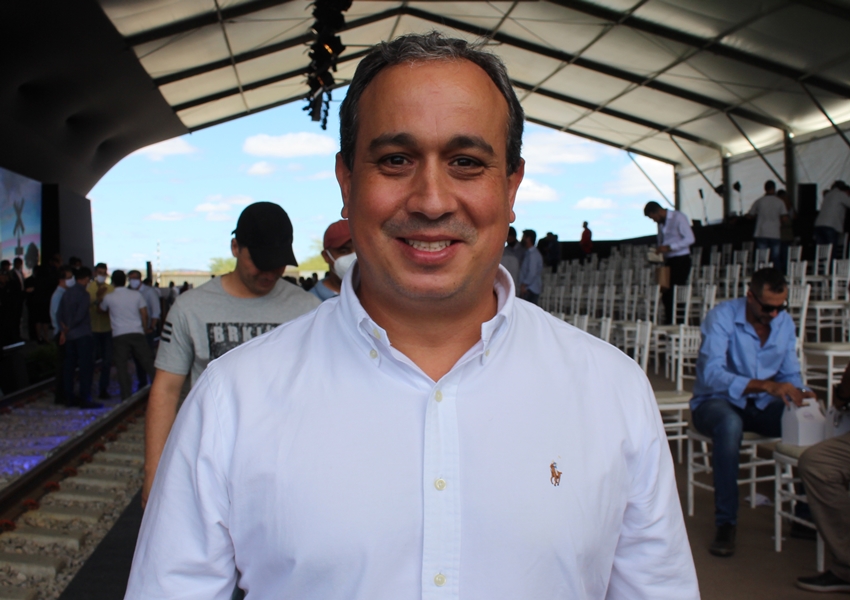 Deputado estadual Vitor Azevedo confirma proximidade com governador Jerônimo Rodrigues
