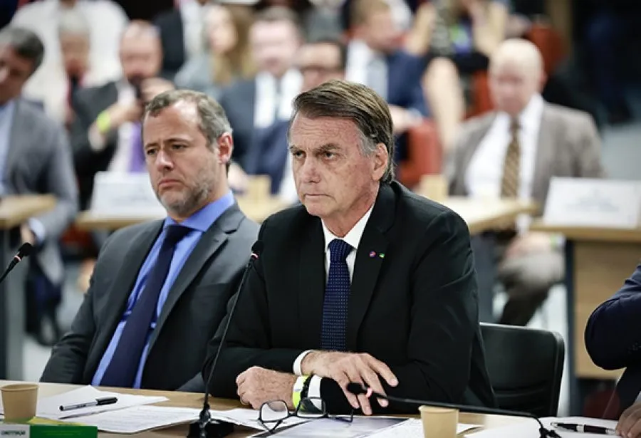 Bolsonaro não irá à abertura do julgamento no STF por problemas de saúde