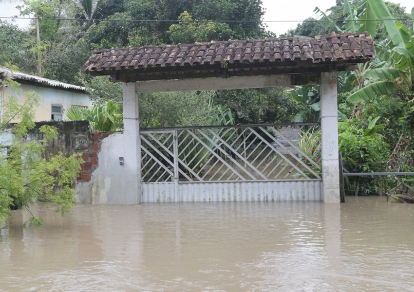 Alba vai doar R$ 12,6 mi em emendas impositivas para desabrigados das enchentes no estado