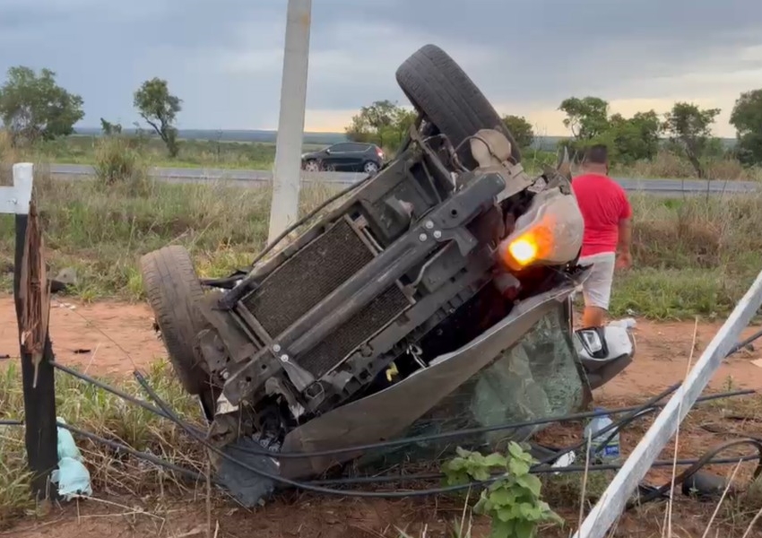 Tragédia na BR-020: Bebê morre em acidente de carro no Oeste da Bahia