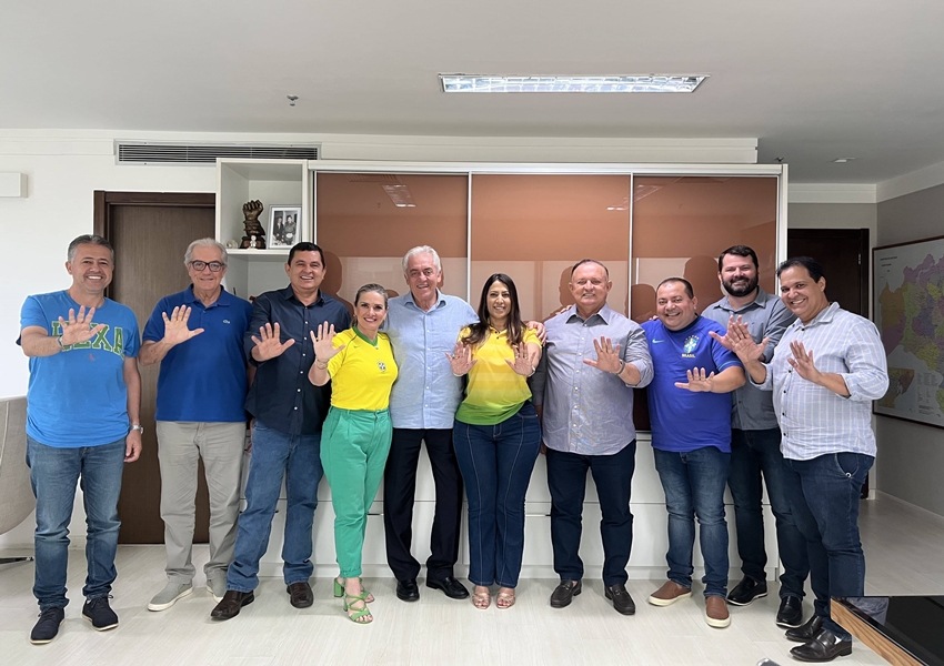 Ivana Bastos declara apoio à reeleição de Adolfo Menezes à presidência da ALBA 