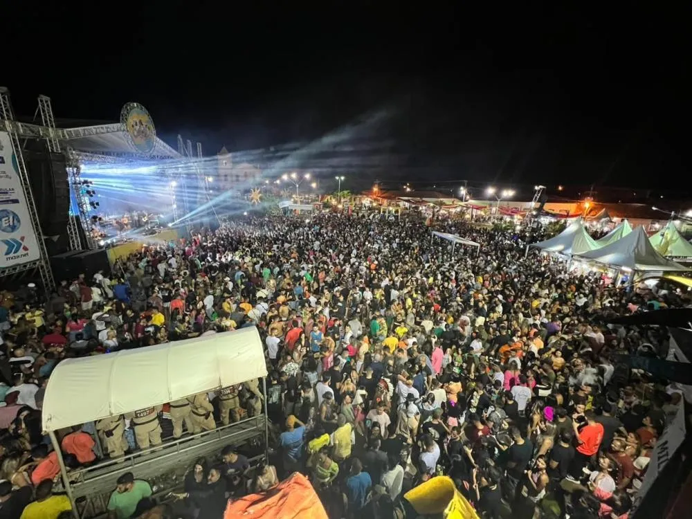 Carnaval de Rio de Contas 2025: Ritmos e tradições celebram os 40 anos da Axé Music