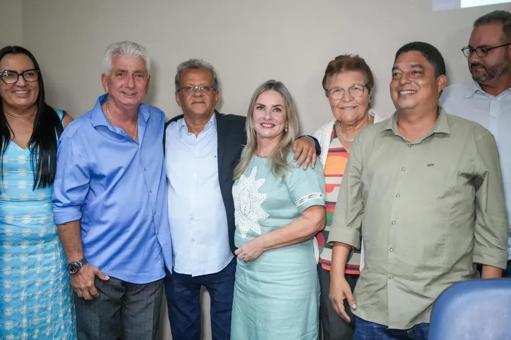 Ivana Bastos exalta papel estratégico dos vice-prefeitos durante posse da UVPB