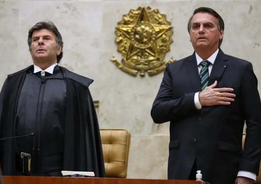 Bolsonaro chama Barroso de criminoso e acusa Fux de disseminar fake news