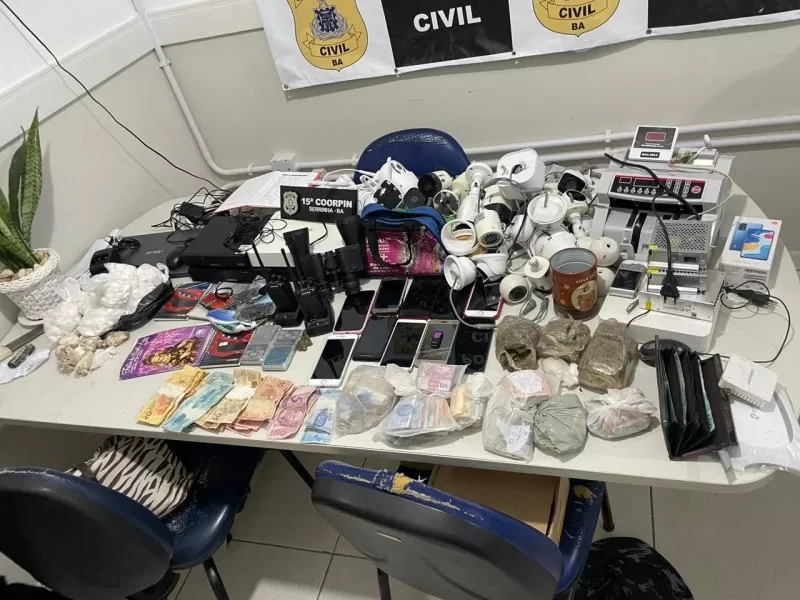 Polícia Civil prende três integrantes de organização criminosa em Serrinha
