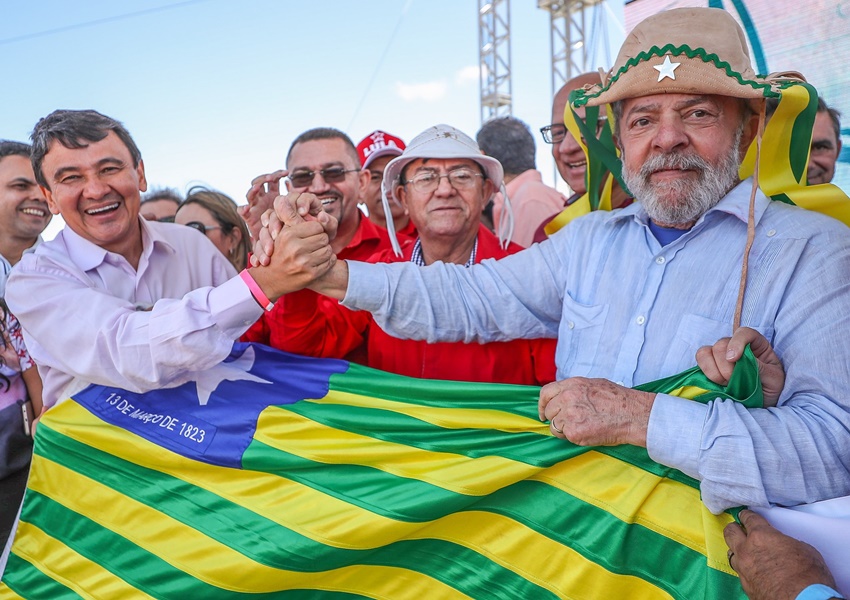PT avalia prometer Auxílio Brasil de R$ 600 permanente na campanha de Lula