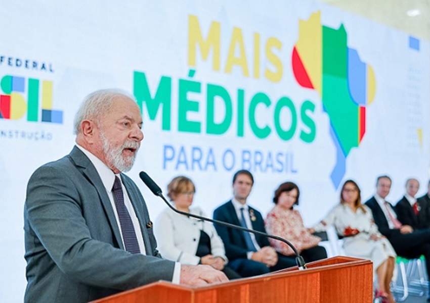 Lula anuncia volta do ‘Mais Médicos’ com abertura de 15 mil vagas em 2023