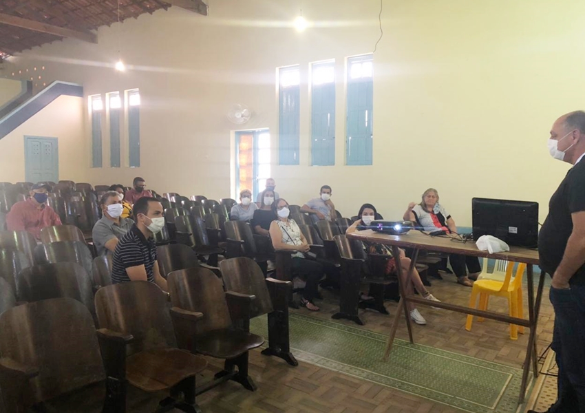 Formulação do Plano Diretor Turístico do Município de Ituaçu é discutido durante reunião