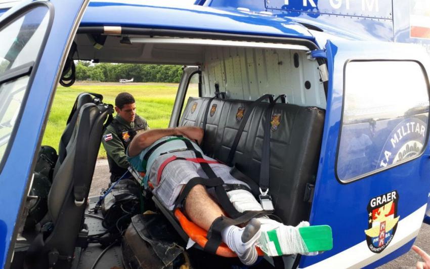 Homem fratura fêmur após saltar de paraquedas na região da Ilha de Itaparica