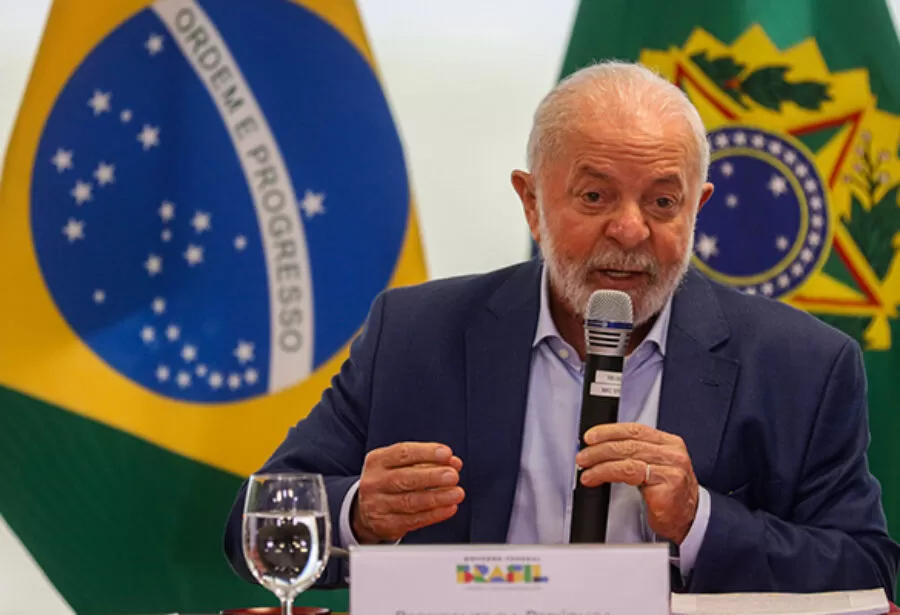 Presidente Lula mantém saídas temporárias de presos para visitar familiares em datas comemorativas