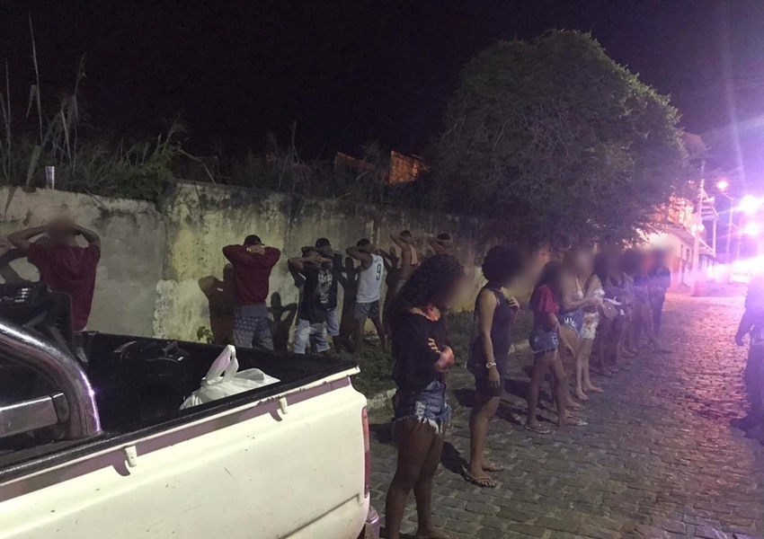 Ipiaú: Polícia apreende caminhonete que levada grupo para Covidfest