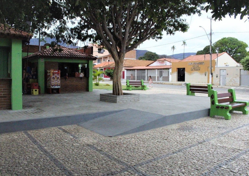 Livramento: Concluída a revitalização da Praça Francisco Tanajura Guimarães