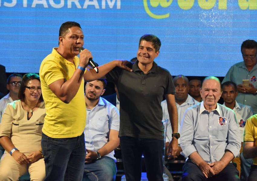 Ao lado de ACM Neto e João Leão, Targino Gondim confirma pré-candidatura a deputado federal