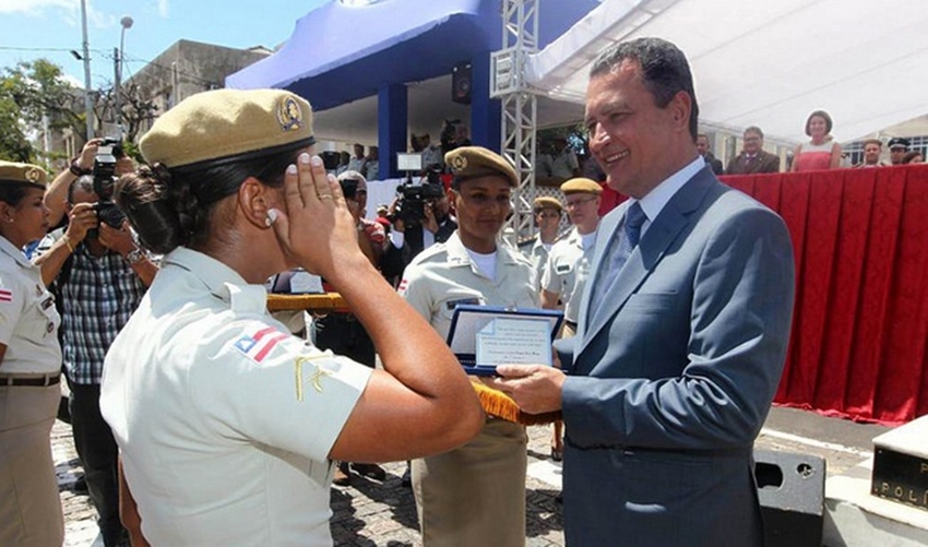Governador Rui Costa anuncia pagamento de prêmio para cerca de 15 mil policiais