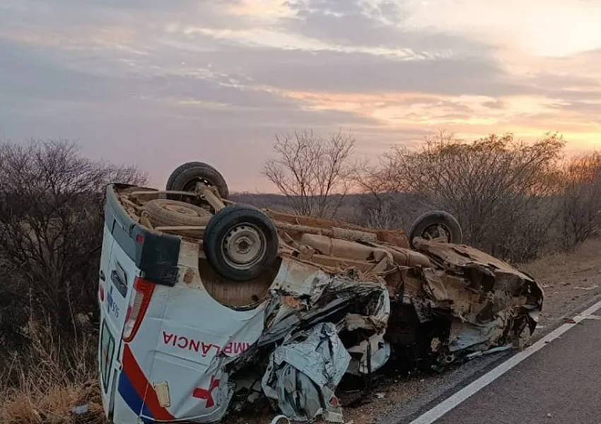 Trágico Acidente na BR-030: Motorista de ambulância morre em colisão