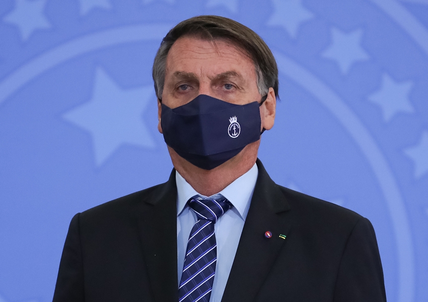 Bolsonaro altera o comando de seis ministérios