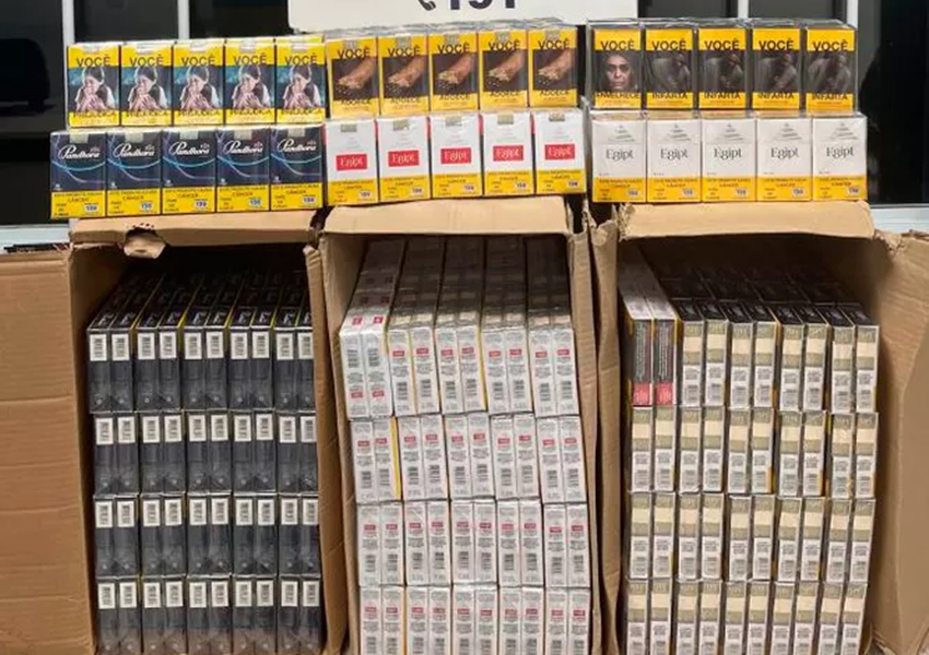 Polícia Rodoviária Federal apreende 2250 maços de cigarros em duas ocorrências no domingo