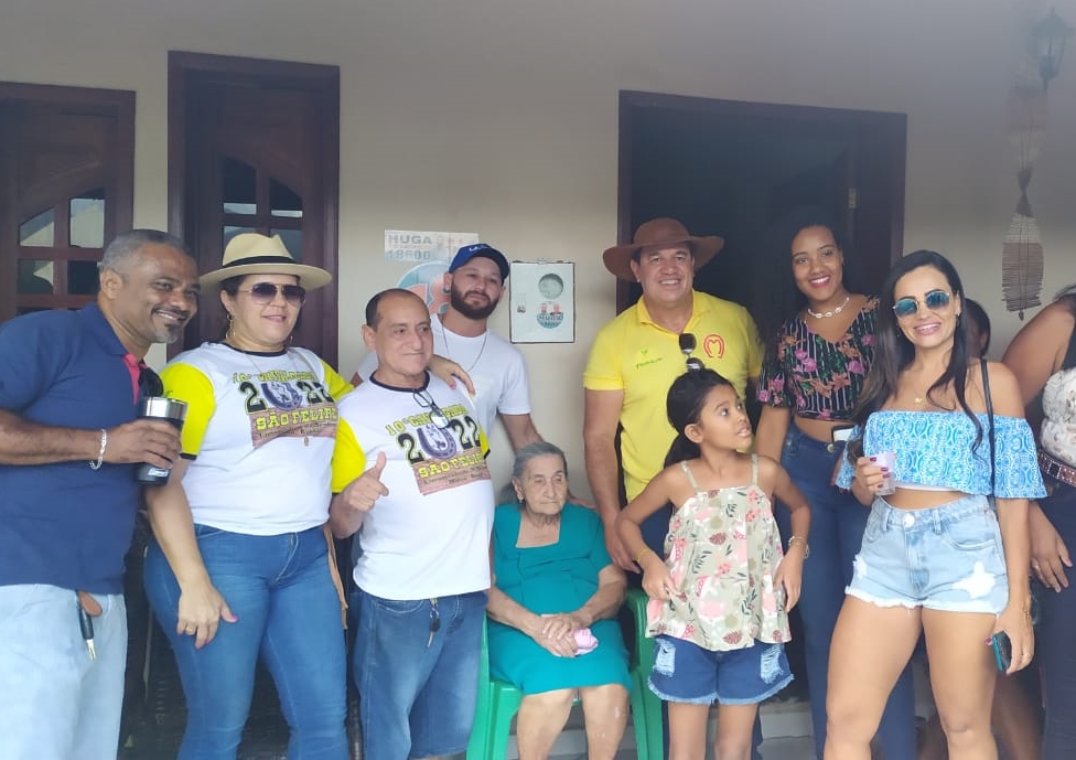 Prefeito de Livramento, vice-prefeita e deputados participam de Cavalgada em Itaguaçu