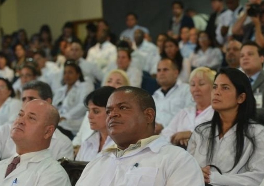 Cuba oferece trabalho para médicos cubanos que ficaram no Brasil