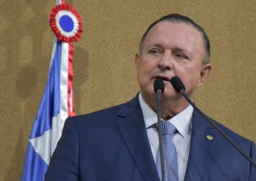 Adolfo Menezes (PSD) é eleito novo presidente da Alba