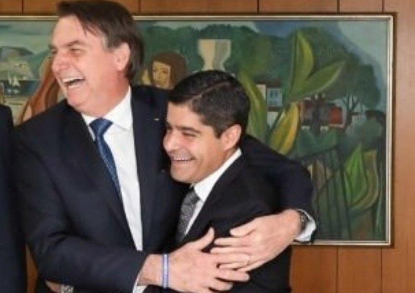Bolsonaro declara apoio a ACM Neto e não descarta acordo entre eles