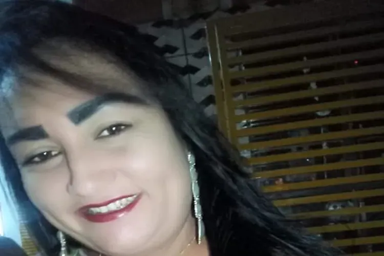 Identificada mulher de 45 anos que morreu em acidente de moto no Bairro Santa Tereza, em Brumado