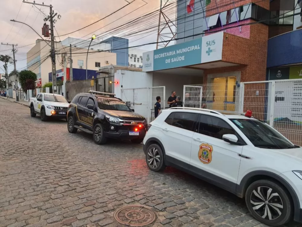 Polícia Federal e CGU deflagram Operação DROPOUT contra desvio de recursos em Vitória da Conquista durante a pandemia
