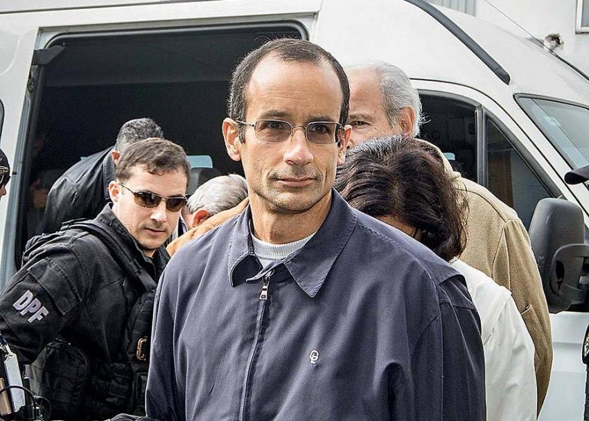 Marcelo Odebrecht deixa a carceragem da Polícia Federal, em Curitiba