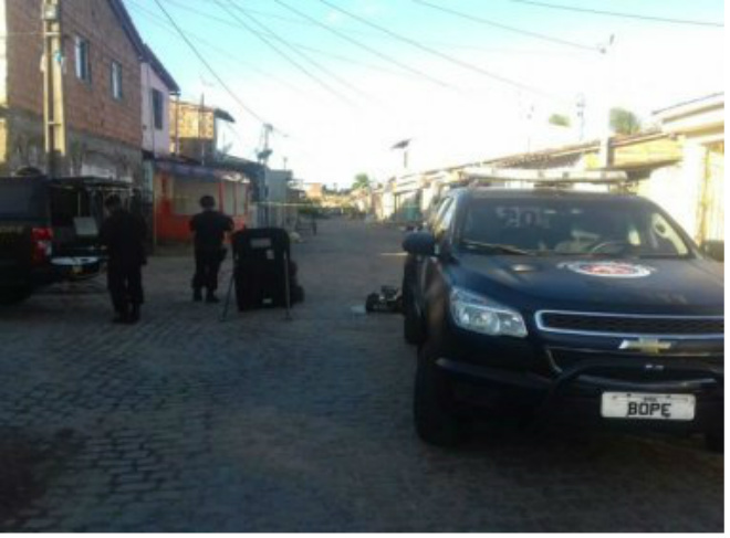 Maragogipe: Granada é achada em rua após briga entre facções