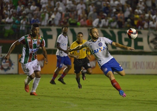 Fora de casa, Bahia goleia Fluminense de Feira e encaminha vaga na final do Baianão