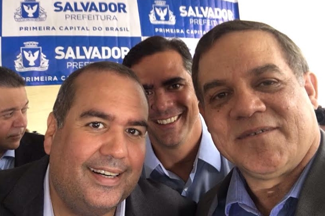 Deputado Luciano Ribeiro prestigia comemoração de emancipação política de Salvador
