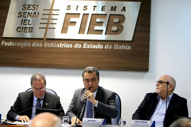 Governador prevê retomada de obras do Porto Sul e da Fiol em 2017