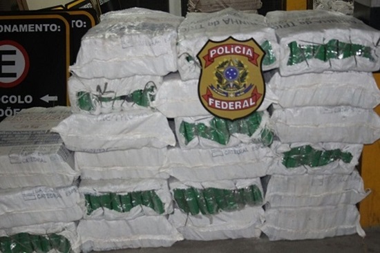 Salvador: Polícia apreende quatro toneladas de maconha escondida em carga de cebola