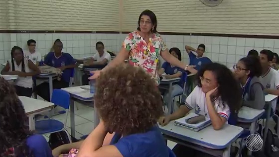 Temendo a reforma, 4 mil professores da Bahia solicitam aposentadoria